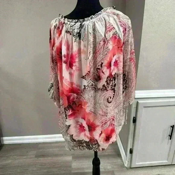 Style and company Floral top - Picture 2 of 2